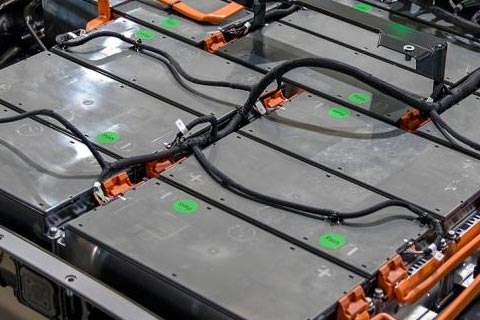承德艾佩斯废铅酸电池回收|光伏发电板回收多少钱